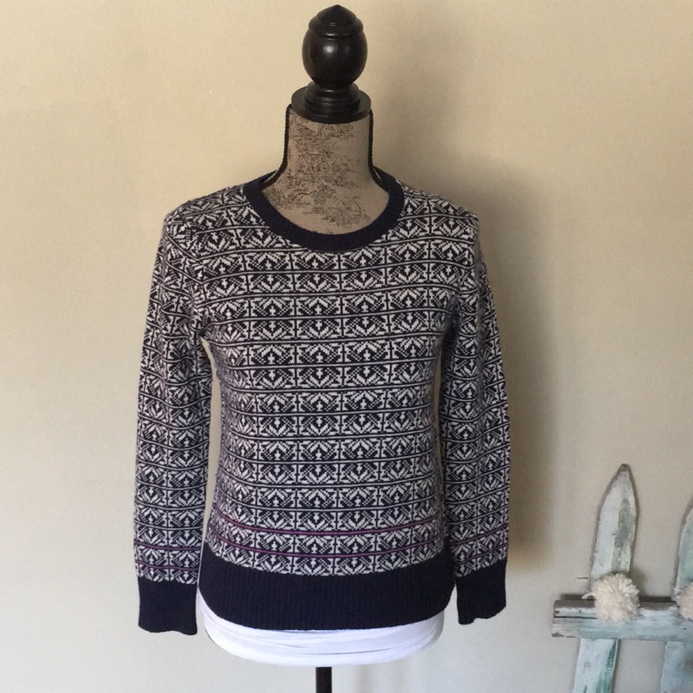 Gap ski style sweater